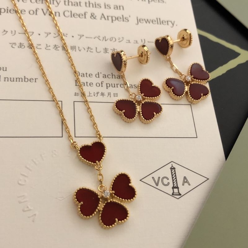 Vca Necklaces